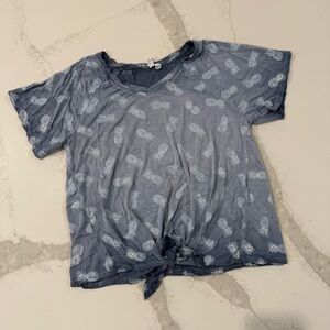 Cable & Gauge Pineapple Print Slouchy Tie Front Relaxed Fit T-Shirt Womens Small